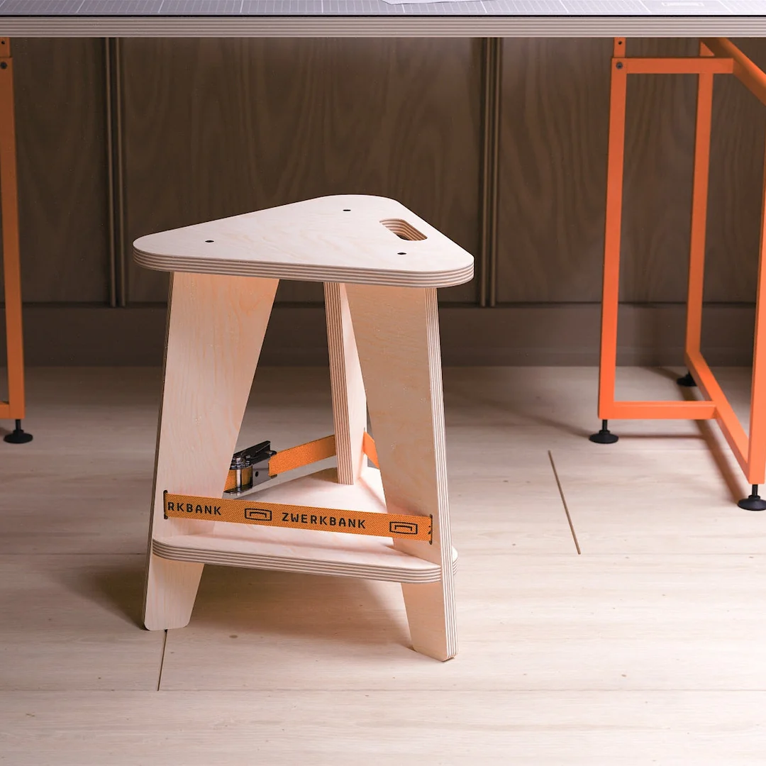 Hocker_new2.jpg